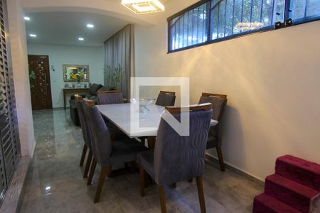 Sala de casa à venda com 3 quartos, 250m² em Jardim Vila Formosa, São Paulo