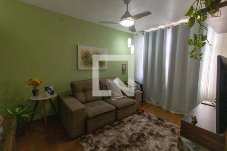 Sala de apartamento à venda com 2 quartos, 80m² em São Lourenço, Niterói