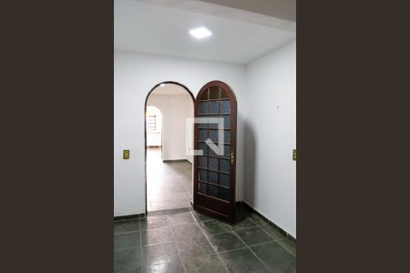 Quarto 1 de casa para alugar com 2 quartos, 75m² em Vila Menck, Osasco