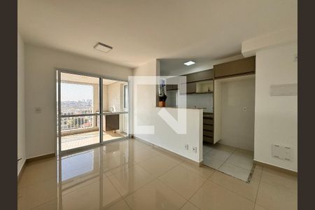 Sala de apartamento para alugar com 3 quartos, 75m² em Parque das Nações, Santo André