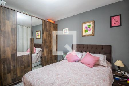 Quarto 1 de casa à venda com 2 quartos, 175m² em Jardim Roberto, Osasco