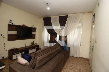 Sala de TV de casa à venda com 3 quartos, 300m² em Vila Matilde, São Paulo