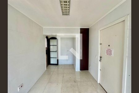 Apartamento à venda com 3 quartos, 176m² em Cerqueira César, São Paulo