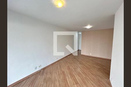 Sala de apartamento à venda com 3 quartos, 78m² em Água Branca, São Paulo