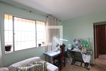 Sala de apartamento à venda com 2 quartos, 45m² em Jaqueline, Belo Horizonte