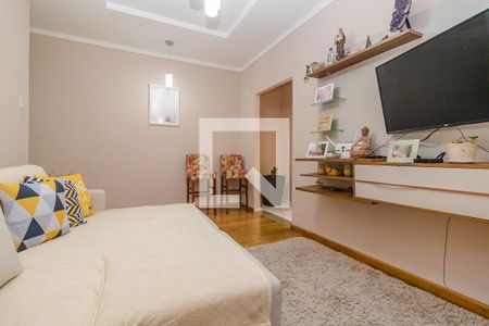 Sala de casa à venda com 3 quartos, 110m² em Medianeira, Porto Alegre