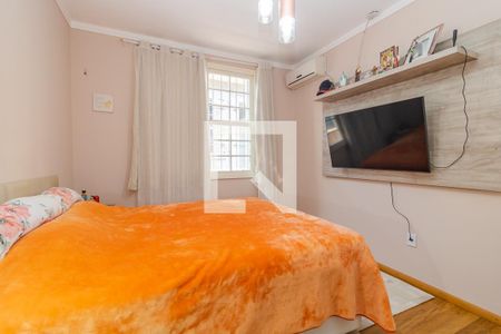 Quarto 1 de casa à venda com 3 quartos, 110m² em Medianeira, Porto Alegre