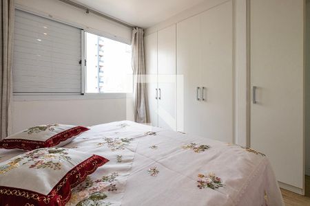 Suíte 1 de apartamento à venda com 2 quartos, 70m² em Pinheiros, São Paulo