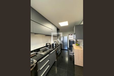 Cozinha de apartamento à venda com 4 quartos, 176m² em Vila Das Flores, Nova Lima