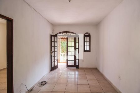 Sala de casa para alugar com 2 quartos, 70m² em Parque Santa Amelia, Belford Roxo