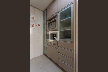 Cozinha de apartamento à venda com 1 quarto, 57m² em Petrópolis, Porto Alegre