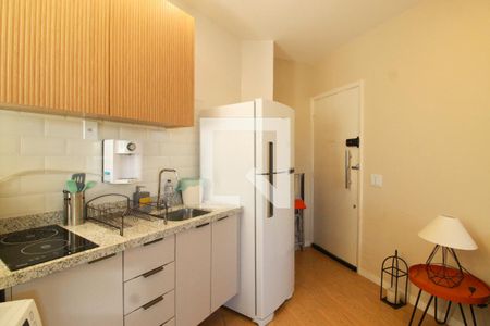 Cozinha de apartamento à venda com 1 quarto, 30m² em Leblon, Rio de Janeiro