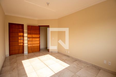 Casa de condomínio para alugar com 180m², 3 quartos e 4 vagas Casa de condomínio para alugar com 180m², 3 quartos e 4 vagasSuíte 3