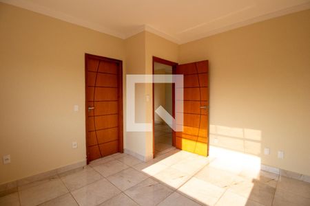 Casa de condomínio para alugar com 180m², 3 quartos e 4 vagas Casa de condomínio para alugar com 180m², 3 quartos e 4 vagasSuíte 1