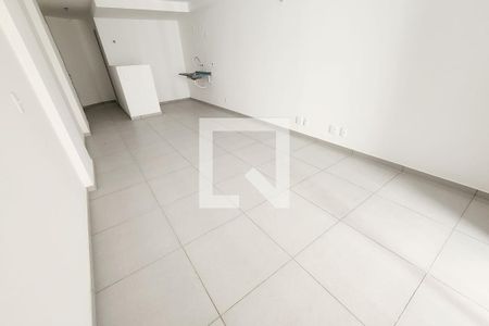 Apartamento à venda com 34m², 1 quarto e sem vagaSala/Quarto