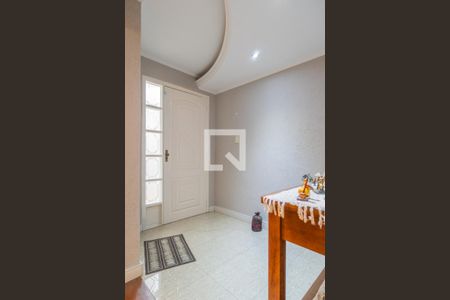 Hall de entrada de casa à venda com 4 quartos, 230m² em Partenon, Porto Alegre