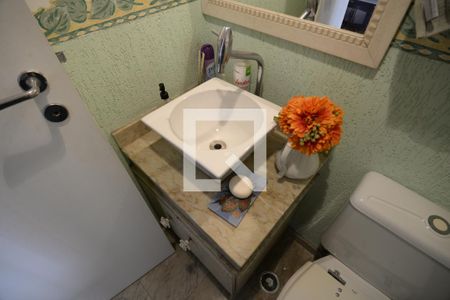 Lavabo de casa de condomínio à venda com 4 quartos, 250m² em Vila Mariana, São Paulo