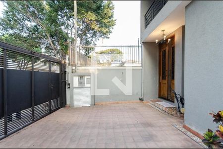 Garagem de casa para alugar com 3 quartos, 185m² em Vila Nova Conceição , São Paulo