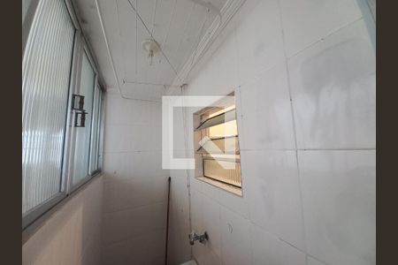 Área de Serviço de apartamento para alugar com 1 quarto, 58m² em Centro, São Vicente