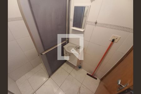 Banheiro de apartamento para alugar com 1 quarto, 58m² em Centro, São Vicente