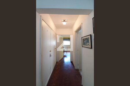 Corredor de apartamento à venda com 3 quartos, 150m² em Vila Itapura, Campinas