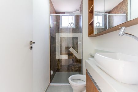 Banheiro de apartamento à venda com 1 quarto, 33m² em Água Branca, São Paulo