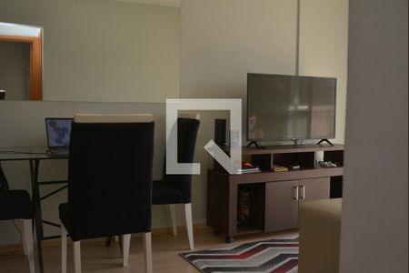 Sala de apartamento para alugar com 2 quartos, 55m² em Santa Maria, Santo André