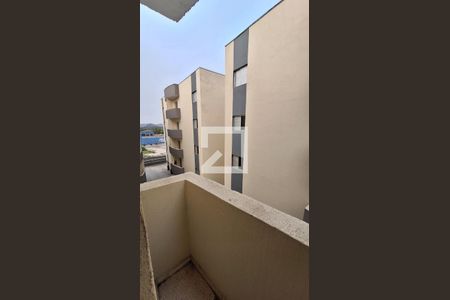 Sacada de apartamento para alugar com 2 quartos, 57m² em Vila Bruno, Itaquaquecetuba