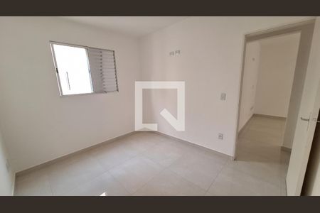 Quarto 1 de apartamento para alugar com 2 quartos, 57m² em Vila Bruno, Itaquaquecetuba