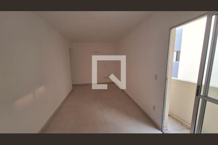 Sala de apartamento para alugar com 2 quartos, 57m² em Vila Bruno, Itaquaquecetuba