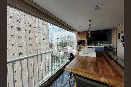 Foto 09 de apartamento à venda com 3 quartos, 141m² em Vila Gumercindo, São Paulo