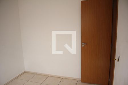 Quarto 2 de apartamento à venda com 2 quartos, 50m² em Califórnia, Contagem