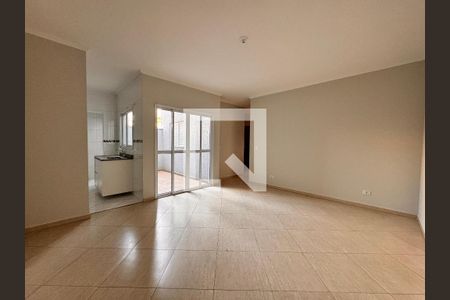 Sala de apartamento para alugar com 3 quartos, 75m² em Vila Francisco Matarazzo, Santo André