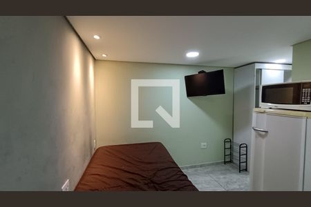 Sala/Quarto de kitnet/studio para alugar com 1 quarto, 28m² em Vila Hortência, Sorocaba