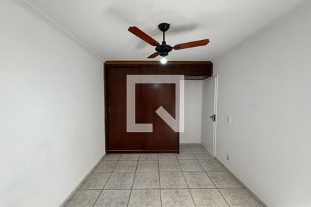 Dormitório 01 de apartamento para alugar com 2 quartos, 66m² em Presidente Medici, Ribeirão Preto