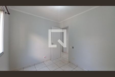 Quarto 1 de apartamento à venda com 2 quartos, 45m² em Jardim dos Oliveiras, Campinas