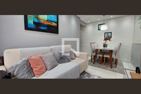 Sala de apartamento para alugar com 2 quartos, 50m² em Vila Homero Thon, Santo André