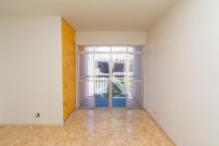 Sala de apartamento à venda com 3 quartos, 70m² em Carlos Prates, Belo Horizonte