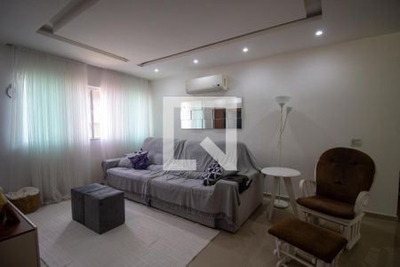 Sala de casa à venda com 3 quartos, 305m² em Vargem Grande, Rio de Janeiro