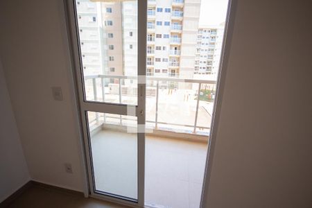 Sacada de apartamento para alugar com 2 quartos, 59m² em (l-11), Ribeirão Preto