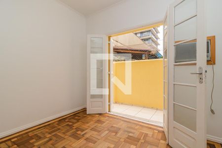 Quarto 2 de apartamento para alugar com 3 quartos, 64m² em Menino Deus, Porto Alegre