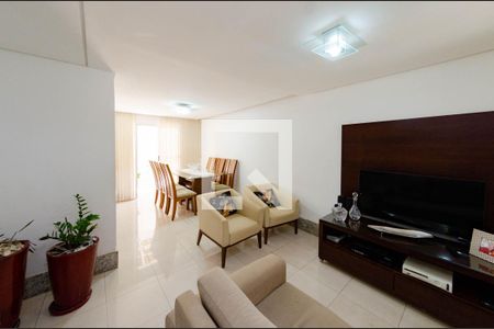 Sala de casa de condomínio à venda com 3 quartos, 146m² em Buritis, Belo Horizonte