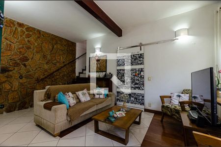 Sala de casa de condomínio à venda com 3 quartos, 220m² em Icaraí, Niterói