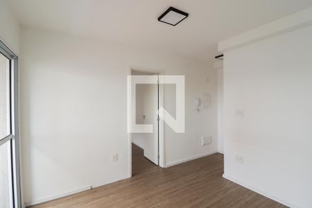 Sala/Cozinha/Área de Serviço de apartamento para alugar com 1 quarto, 31m² em Parada Inglesa, São Paulo