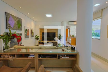 Sala de casa para alugar com 5 quartos, 520m² em Trevo, Belo Horizonte