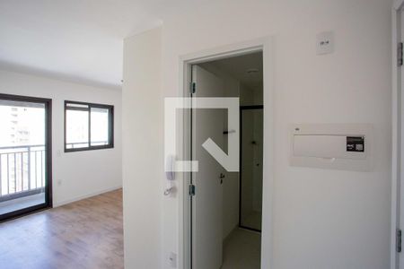 Sala/Quarto/Cozinha de kitnet/studio à venda com 1 quarto, 25m² em Mirandópolis, São Paulo