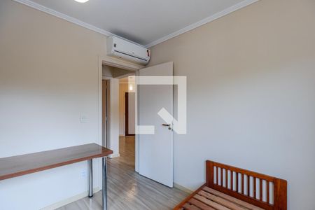 Quarto 1 de apartamento à venda com 2 quartos, 57m² em Vila Nova, Porto Alegre