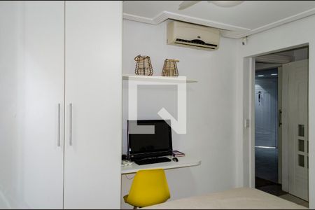 Quarto 01 de casa para alugar com 5 quartos, 350m² em Jurerê, Florianópolis