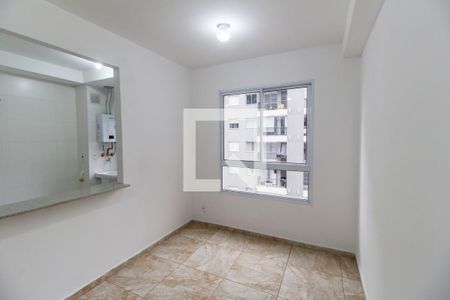 Sala de TV de apartamento para alugar com 1 quarto, 42m² em Jardim Tupanci, Barueri