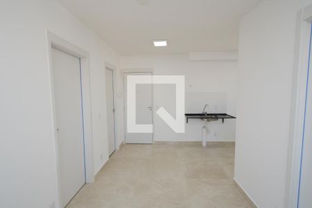 Sala/Cozinha de apartamento para alugar com 2 quartos, 33m² em Jardim Prudência, São Paulo